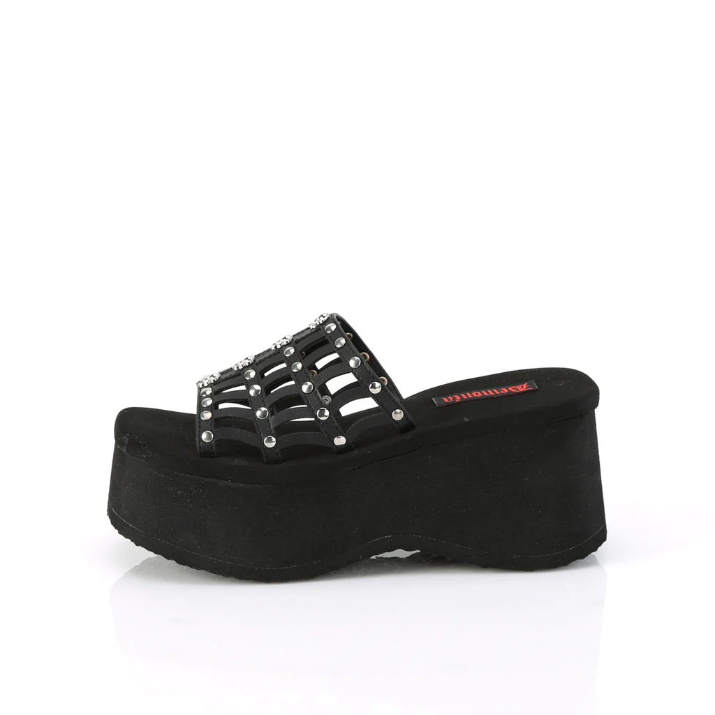 Demonia Spiderweb Platform Sandal - Image 3