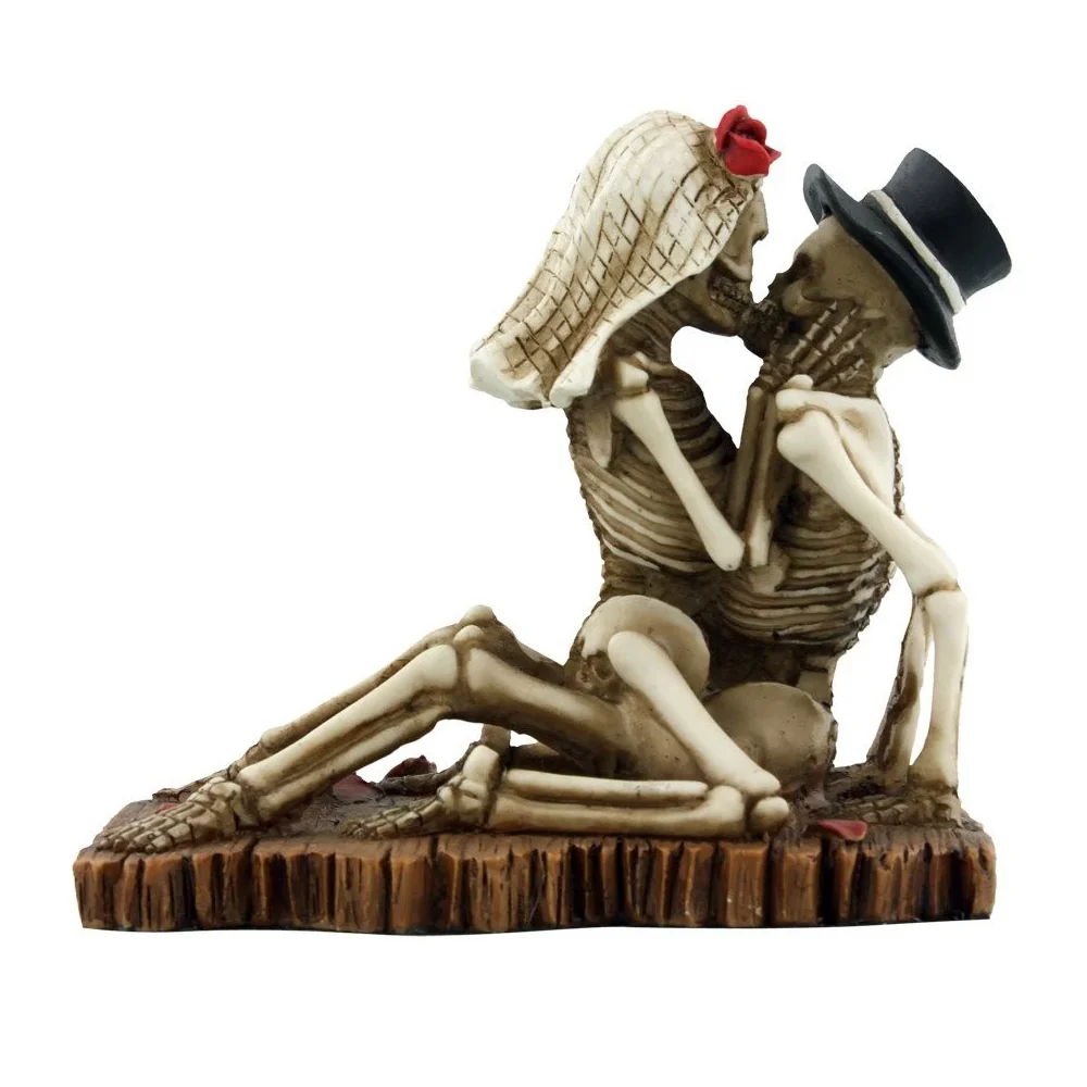 Love Never Dies Wedding Skeleton Couple Figurine - Image 2